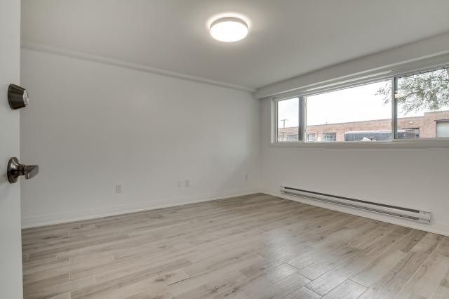 Lower - 148 Portland St, Toronto, M8Y1B2 | Image 2