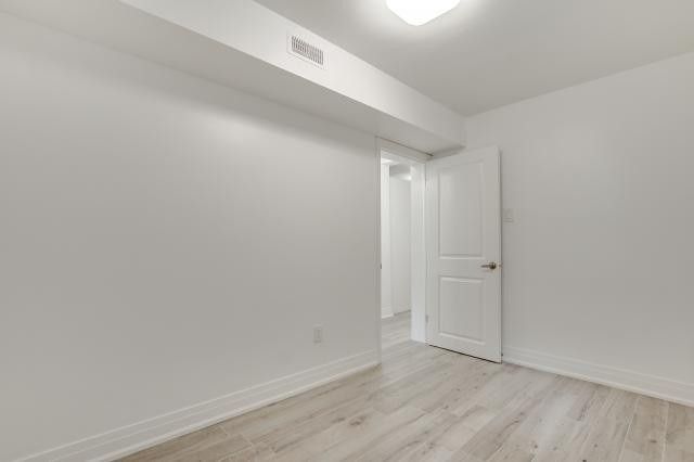 Lower - 148 Portland St, Toronto, M8Y1B2 | Image 3
