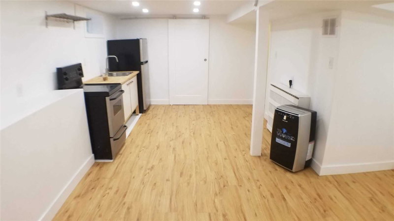 754 Windermere Ave, Toronto, M6S3M6 | Image 3