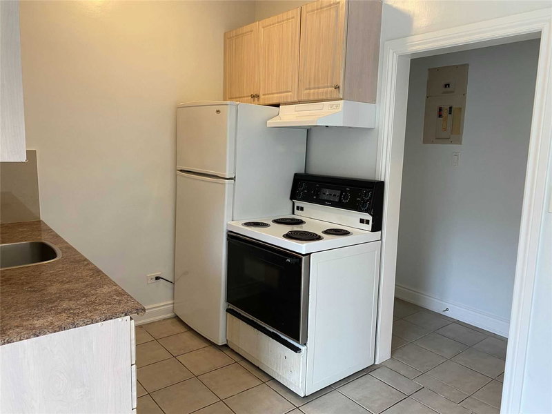 2 - 3110 Lake Shore Blvd W, Toronto, M8V1L2 | Image 3