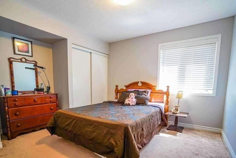 171 Buick Blvd, Brampton, L7A0Z1 | Image 2