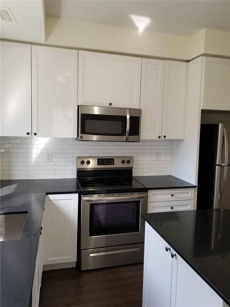 9 Thomas Mulholland Dr, Toronto, M3K0C1 | Image 2