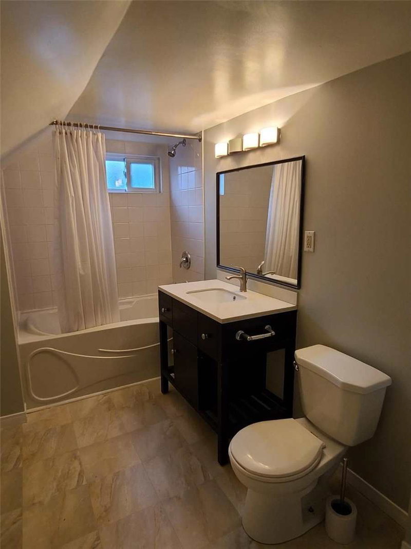 262 Pine St, Milton, L9T1K5 | Image 3