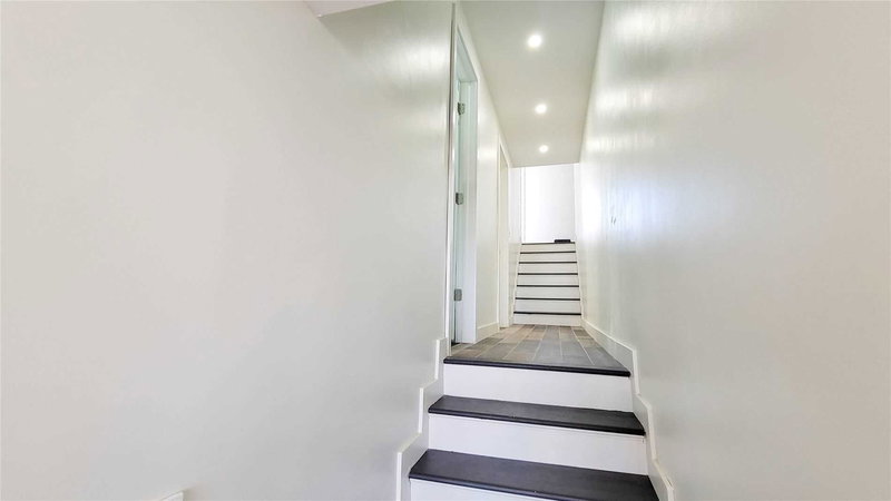 1215 - 11 Wincott Dr, Toronto, M9R2R9 | Image 3