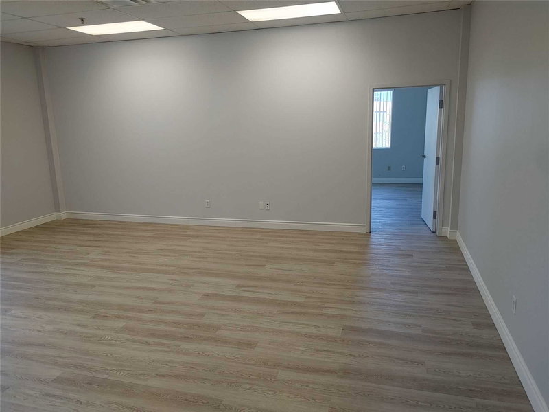 1 - 7131 Edwards Blvd, Mississauga, L5S1Z2 | Image 2