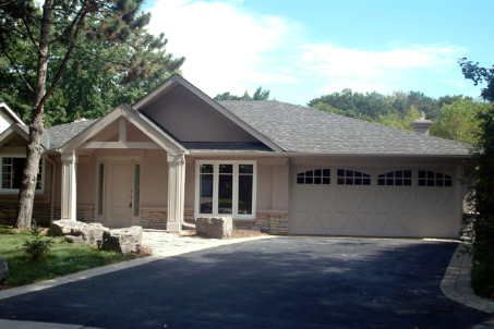 1595 Calverton Crt, Mississauga, L5G2W4 | Image 2