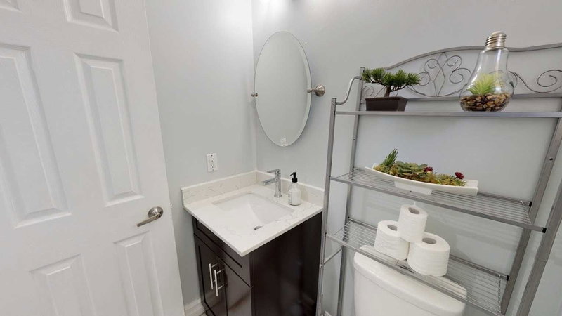 6655 Ganymede Rd, Mississauga, L5N 4V3 | Image 2