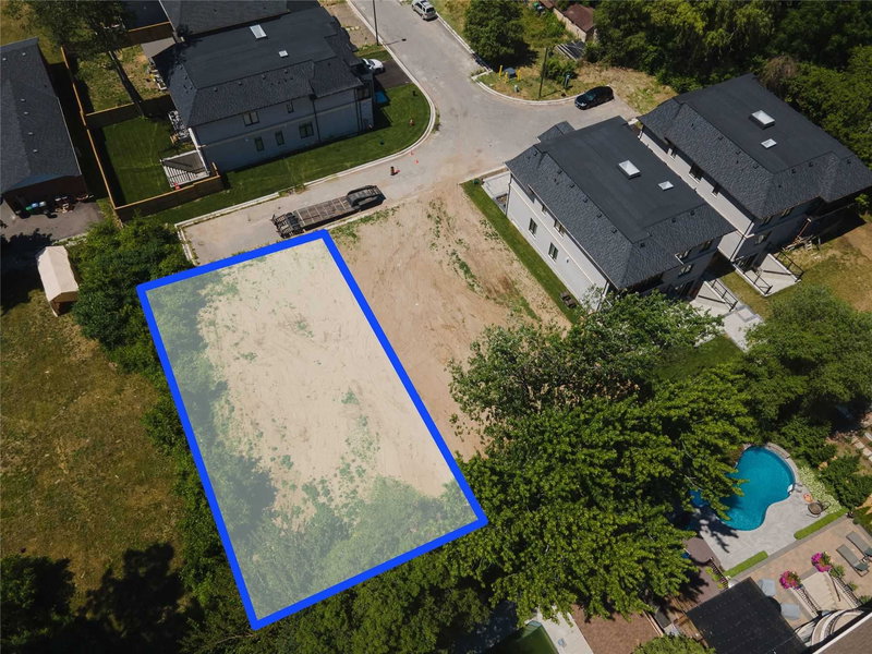 197 Mateo Pl, Mississauga, L5A2K4 | Image 3