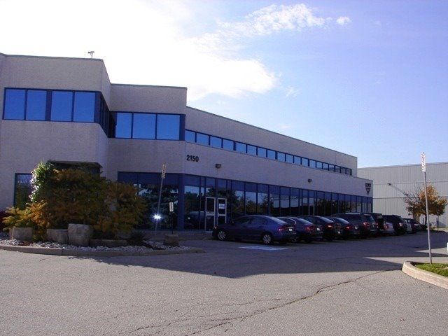 211 - 2150 Winston Park Dr, Oakville, L6H 5V1 | Image 2