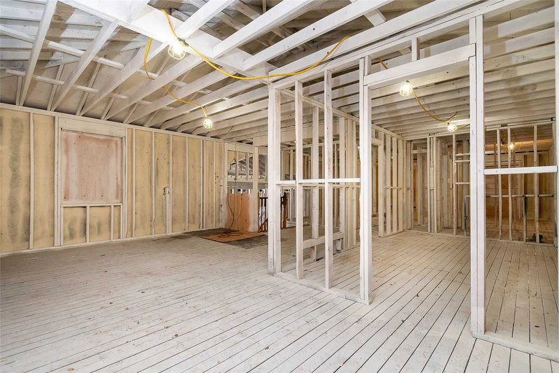 46 Cobblehill Rd, Halton Hills, L7J1N9 | Image 2