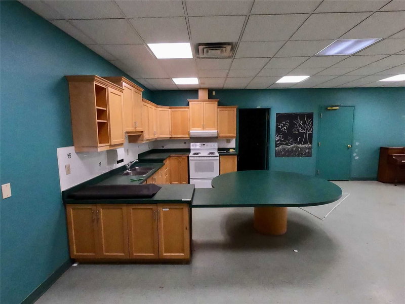 110 - 1447 Royal York Rd, Toronto, M9P3V8 | Image 2