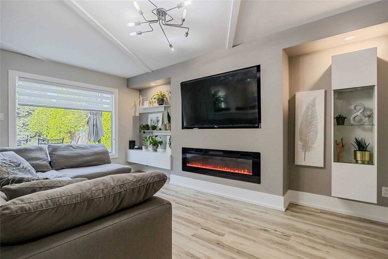 759 Childs Dr, Milton, L9T4L3 | Image 3