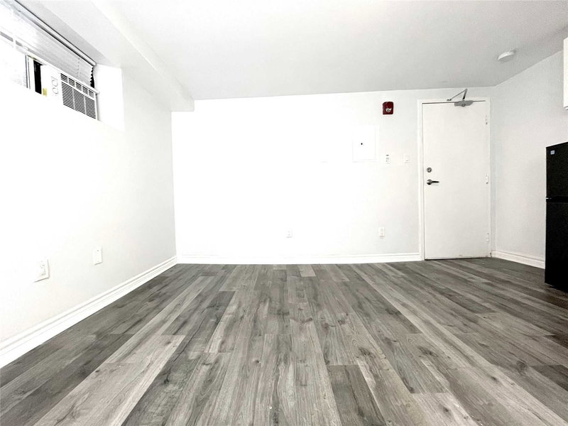 B3 - 70 Melbourne Ave, Toronto, M6K1K7 | Image 2