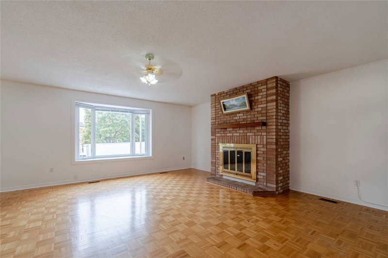 5235 Astwell Ave, Mississauga, L5R 3H8 | Image 3