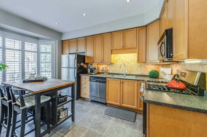 19 James Stock Path, Toronto, M8Z6C6 | Image 3