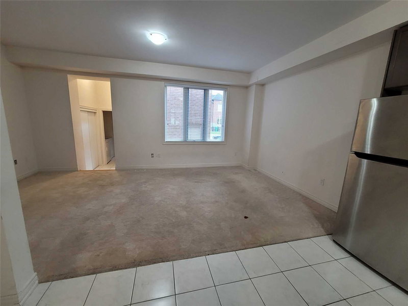 166 Remembrance Rd, Brampton, L7A4X1 | Image 3