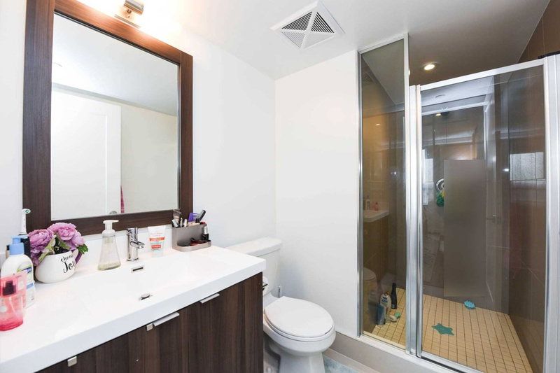 807 - 7 Mabelle Ave, Toronto, M9A 0C9 | Image 3