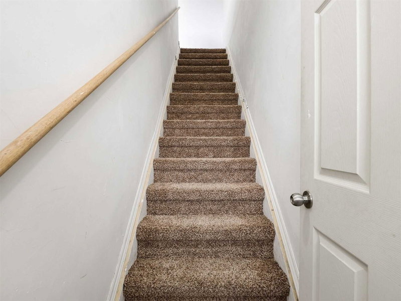 7060 Airport Rd, Mississauga, L4T2G8 | Image 3