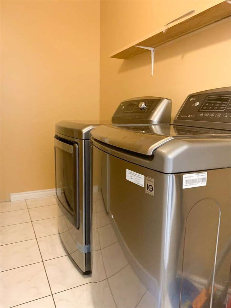 102 Bunchberry Way, Brampton, L6R 2E8 | Image 3