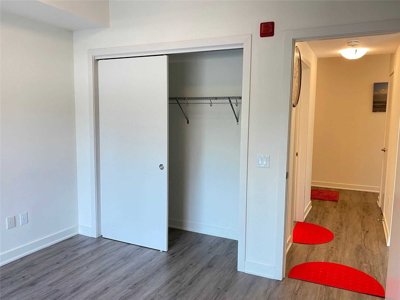 101 - 340 Plains Rd E, Burlington, L7T 0C2 | Image 2