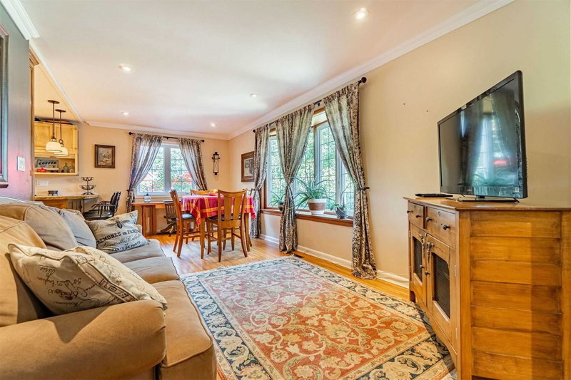 550 Fourth Line, Oakville, L6L5A7 | Image 2