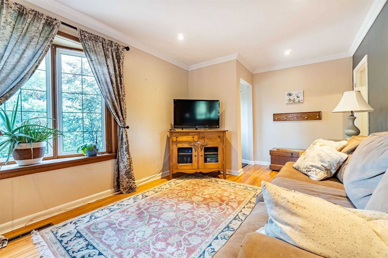 550 Fourth Line, Oakville, L6L5A7 | Image 3