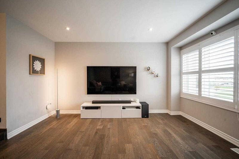 6 - 1125 Leger Way, Milton, L9E1N7 | Image 3