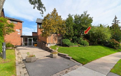 Townhouse sold at Th37-51 Broadfield Drive, Toronto, Ontario, M9C 2A5 - Markland Wood - MLS: W5399554