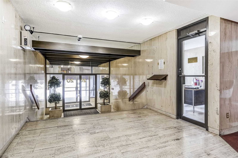 605 - 20 Speers Rd, Oakville, L6K3R5 | Image 2