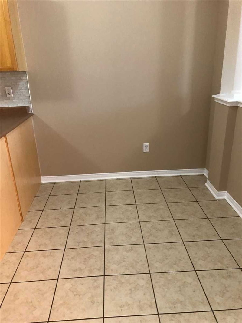 4 Pennyroyal Cres, Brampton, L6S 6J8 | Image 3