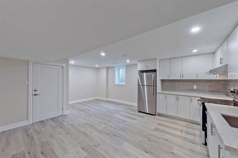 419 Wettlaufer Terr, Milton, L9T7N4 | Image 2