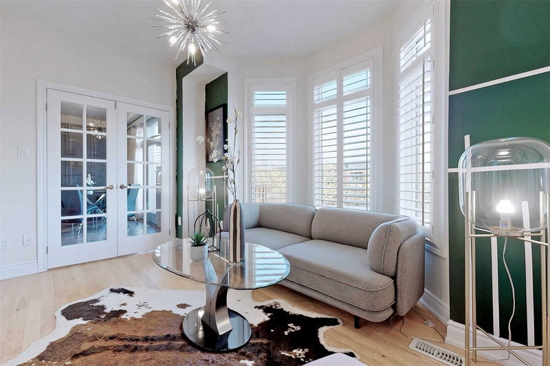 15 Provost Tr, Brampton, L6Y6E7 | Image 3