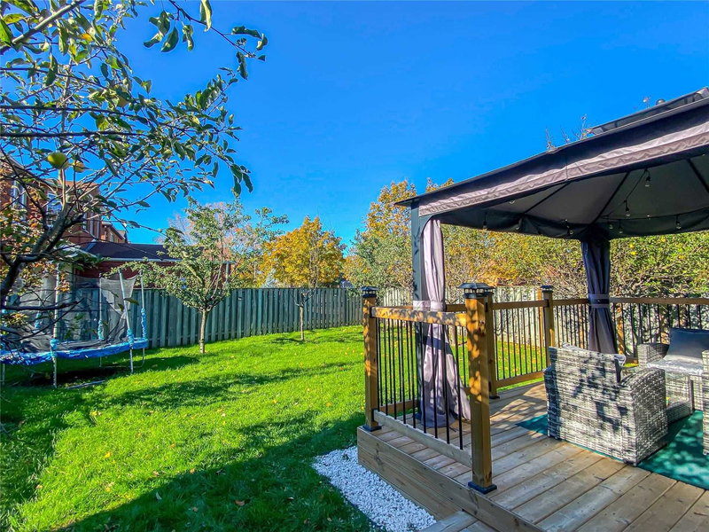 846 Savoy Cres, Mississauga, L5R3C7 | Image 3