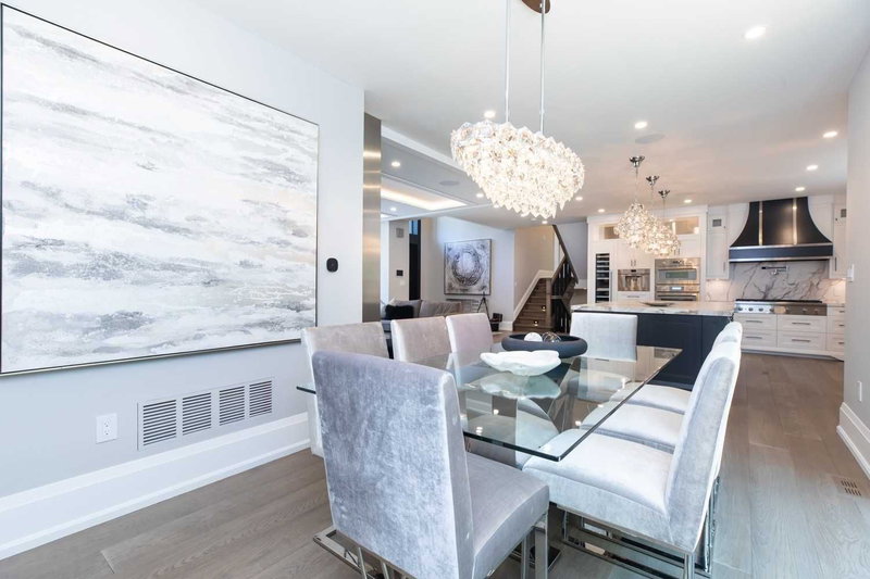 1489 Rogerswood Crt, Mississauga, L5J1R7 | Image 2