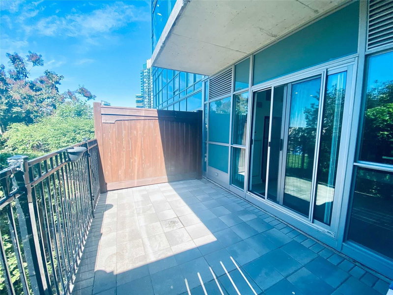 423 - 165 Legion Rd, Toronto, M8Y0B3 | Image 2