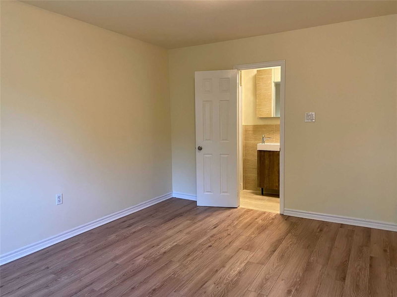 151 Chalfield Lane, Mississauga, L4Z1K9 | Image 2