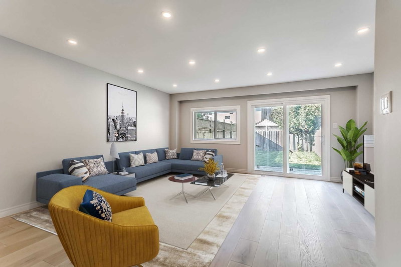 4 - 141 Ripley Crt, Oakville, L6H1H2 | Image 3