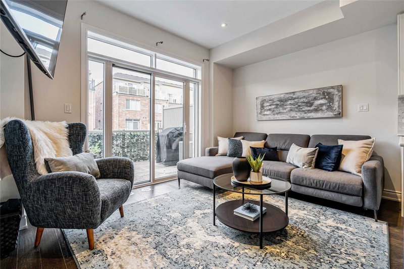 61 Edward Horton Cres, Toronto, M8Z0E7 | Image 3