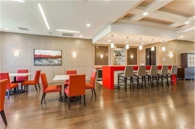 2424 - 2 Eva Rd, Toronto, M9C0A9 | Image 3