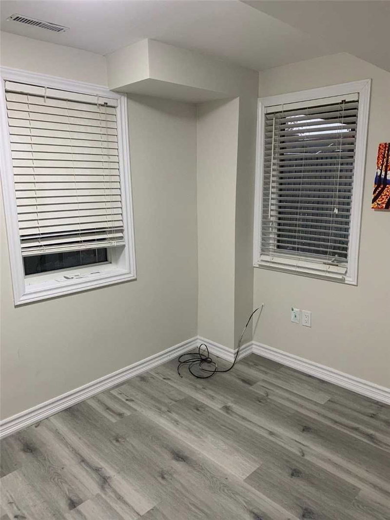 Bsmt - 14 Pennyroyal Cres, Brampton, L6S 6J8 | Image 2