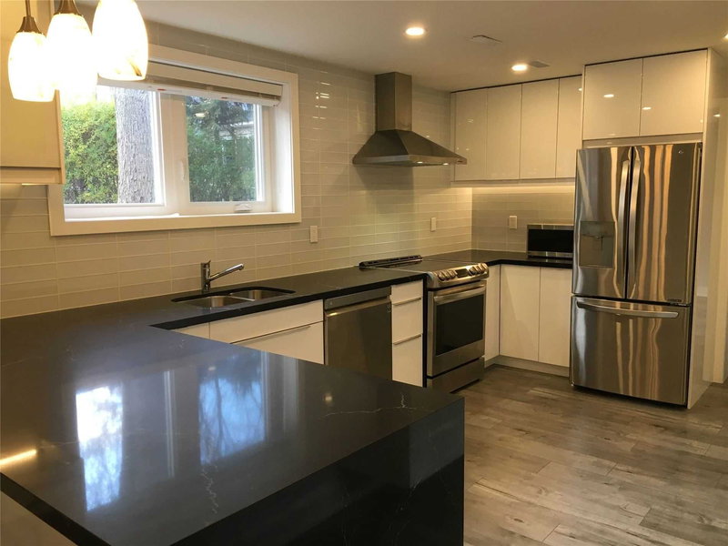 10 Boxwood Rd, Toronto, M9C2W5 | Image 2