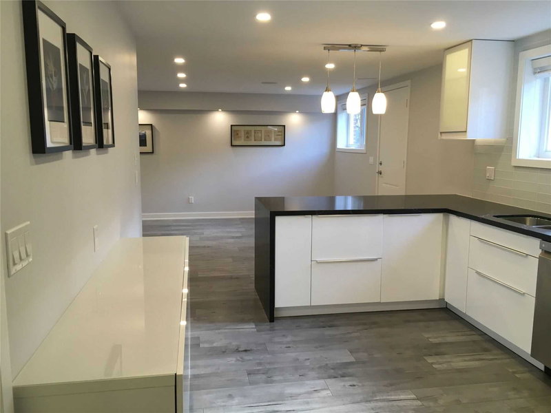 10 Boxwood Rd, Toronto, M9C2W5 | Image 3