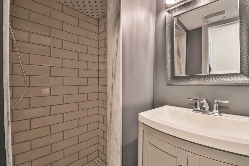 Bsmt - 60 Frankton Cres, Toronto, M3J1C1 | Image 2