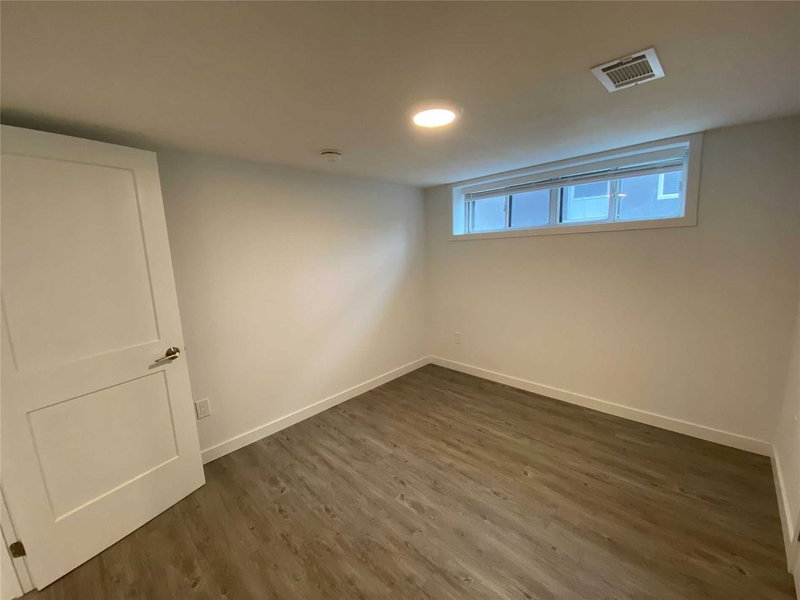 Lower - 66 Whitburn Cres, Toronto, M3M2S4 | Image 2