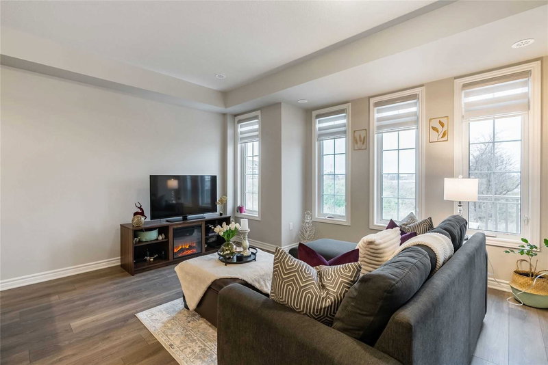 1238 Restivo Lane, Milton, L9E 1J9 | Image 2