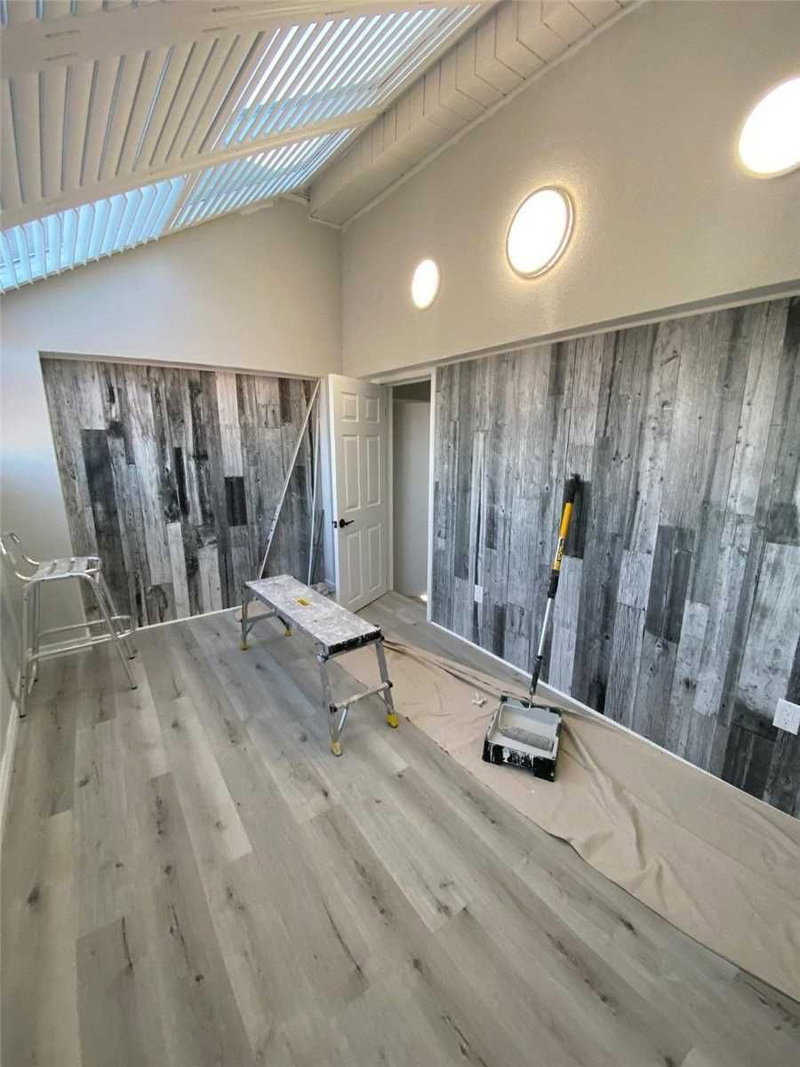 238 Queen St S, Mississauga, L5M1L5 | Image 3