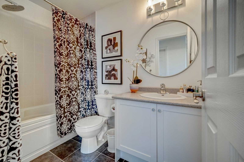 2 Nectarlane Ave, Caledon, L7C3M8 | Image 3