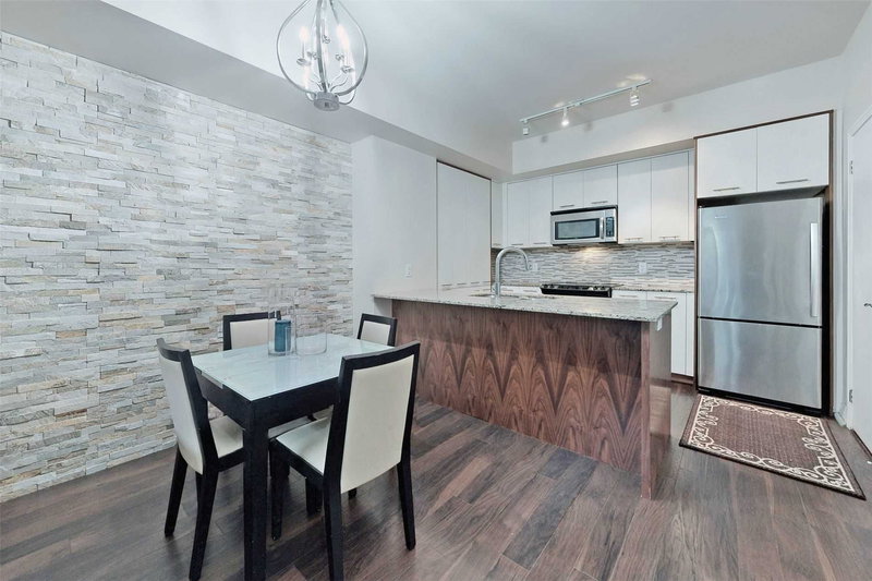 15 - 15 Valhalla Inn Rd, Toronto, M9B 0B3 | Image 2