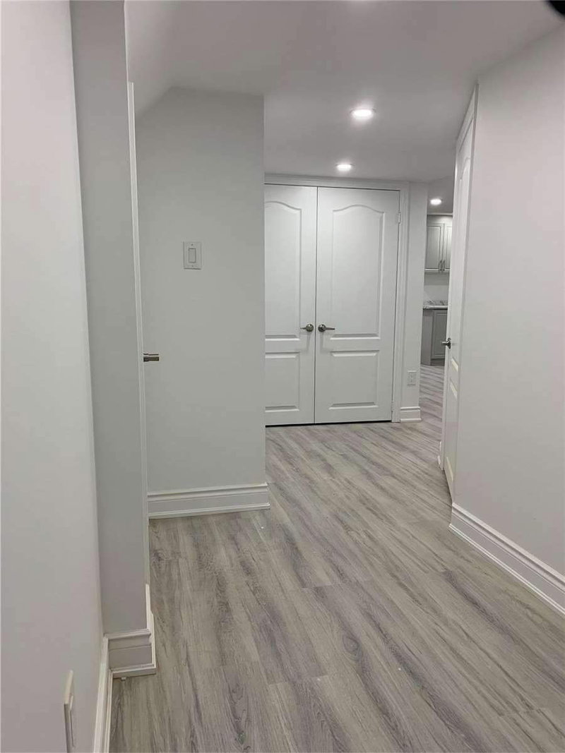 Bsmt - 59 Lormel Gate, Brampton, L7A2R6 | Image 2