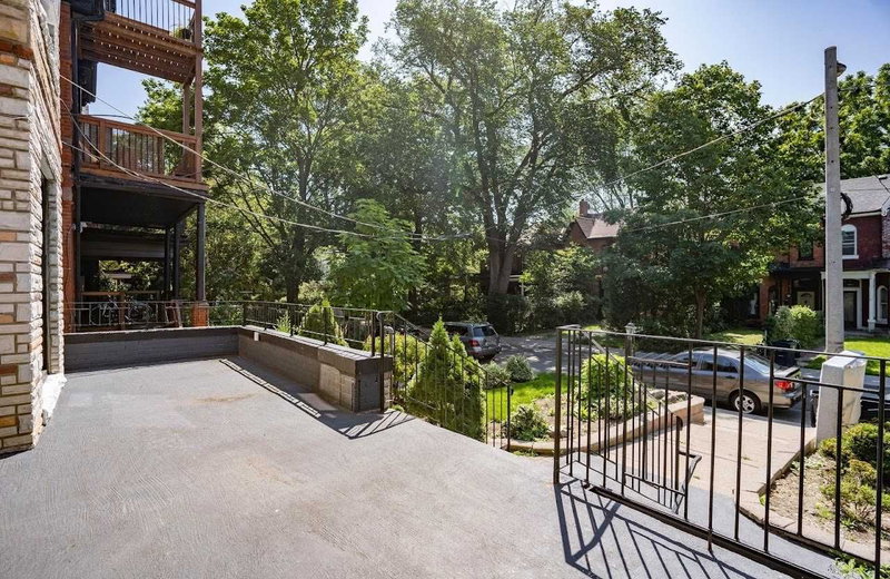 B3 - 70 Melbourne Ave, Toronto, M6K1K7 | Image 3